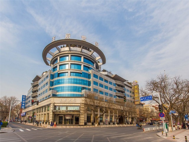 龙岩锌钢护栏多缸联动冲孔冲断机